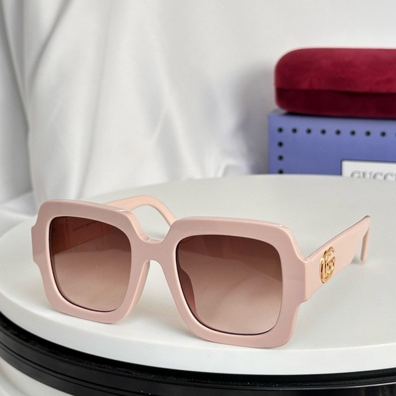 Gucci Sunglasses 138